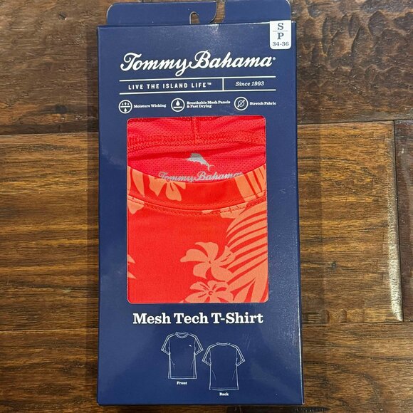 Tommy Bahama Mesh Tech Crew Neck T-Shirts Size S $37 Red Tropic Print - Picture 1 of 7